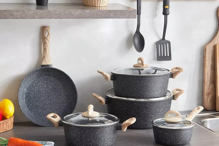 خرید سرویس قابلمه نچسب