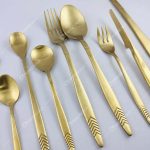 سرویس قاشق چنگال نیوبرلین مدل هاف طلایی نیمه مات